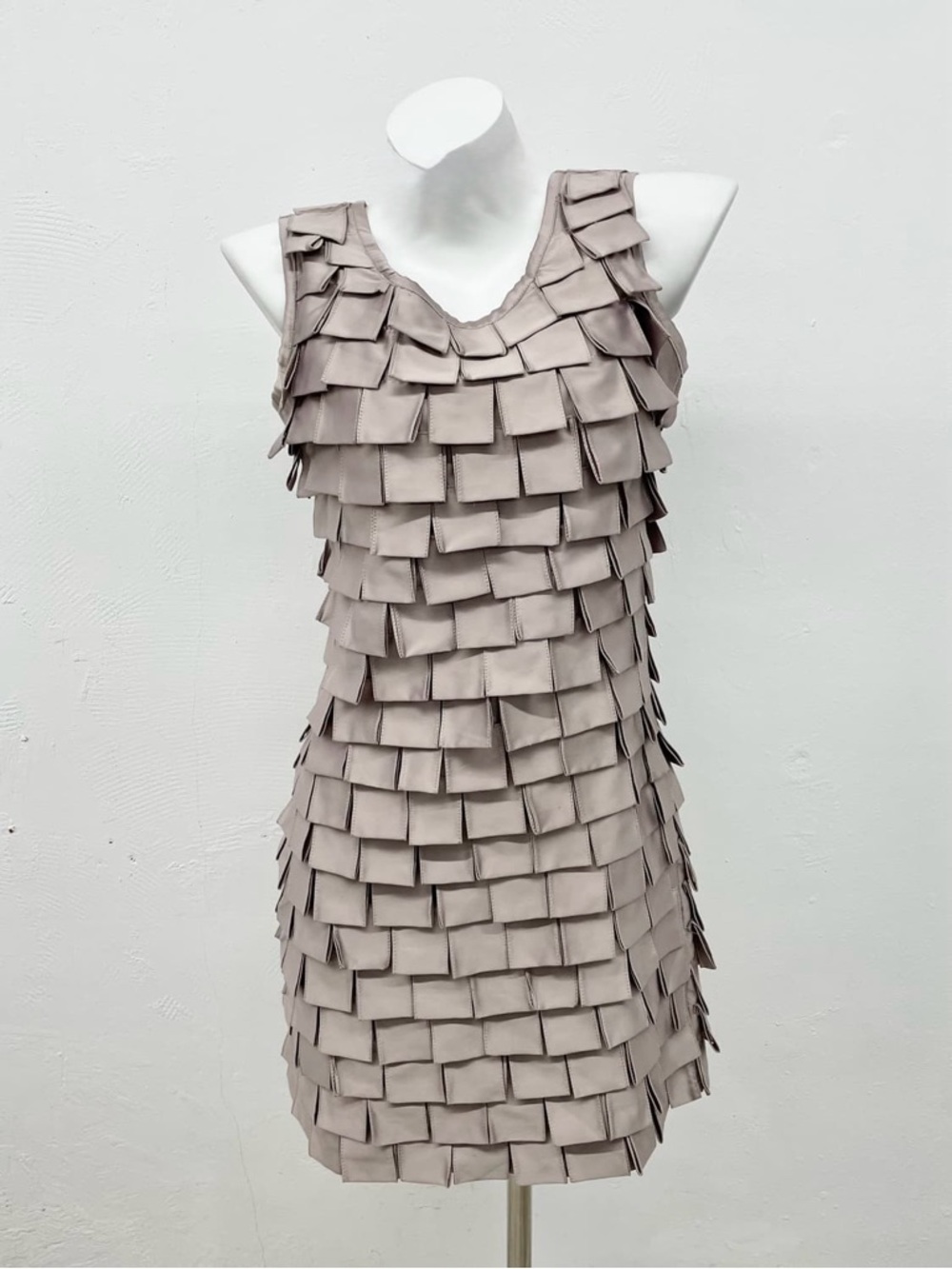 Sorority Sleeveless Tiered Flapper Fringe Shift Dress Brushed Silver Taupe XS